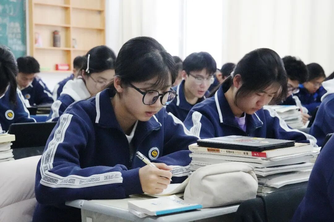 ded3680e3c77e6a7b390d1013c77e46e 图片